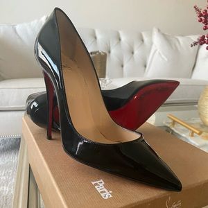 Christian Louboutin So Kate Pumps